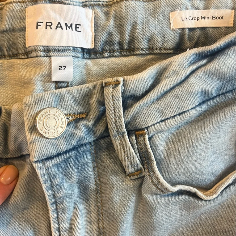 Frame Le Crop Mini Boot jeans light wash frayed hem size 27